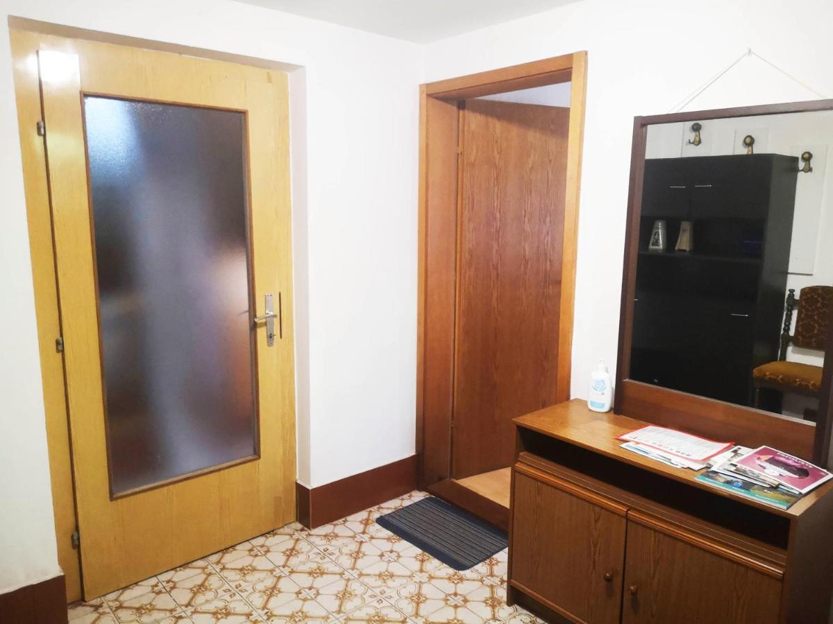 Na Kopitarjevi Hotel Lasko Bagian luar foto