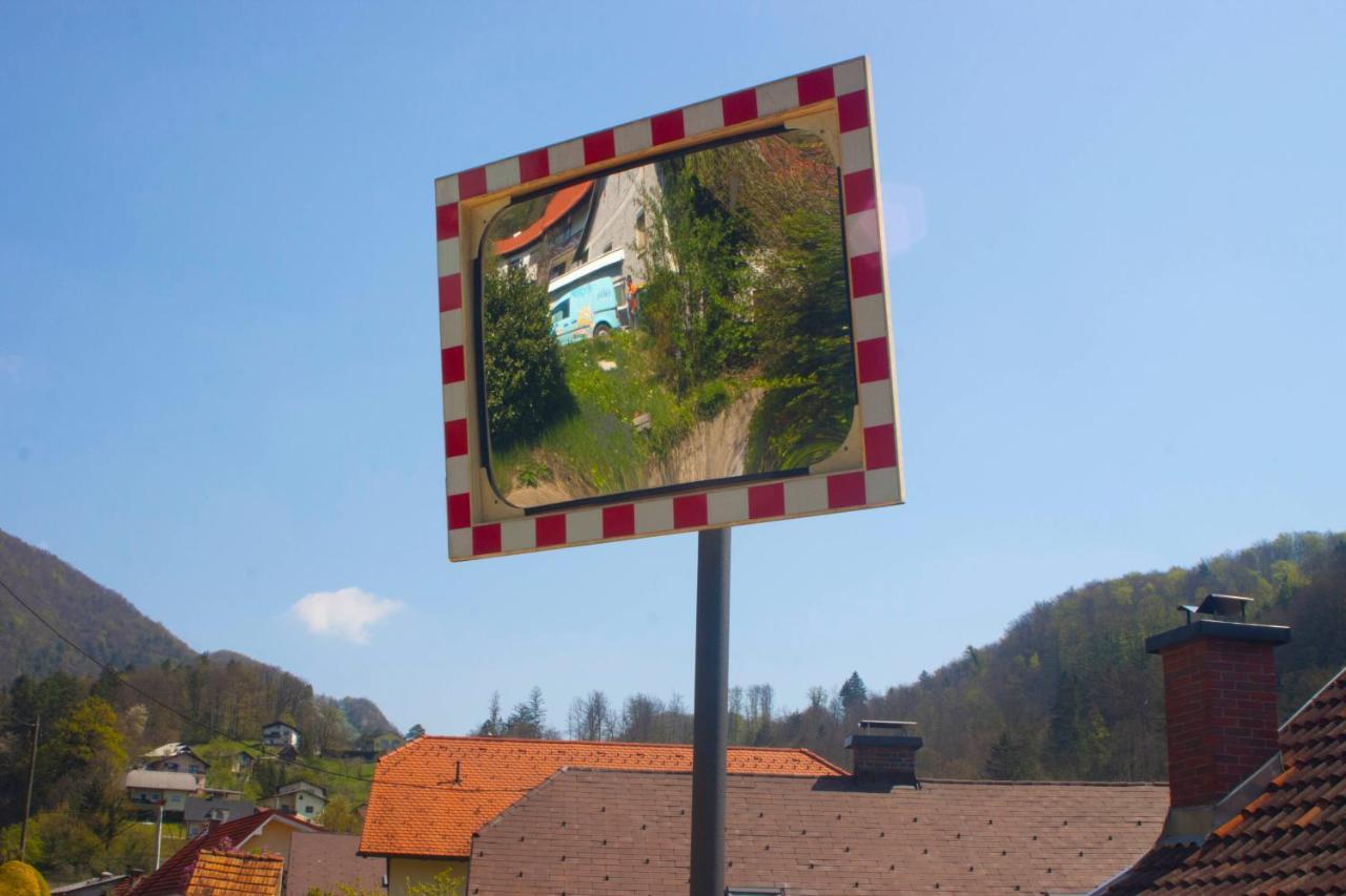 Na Kopitarjevi Hotel Lasko Bagian luar foto